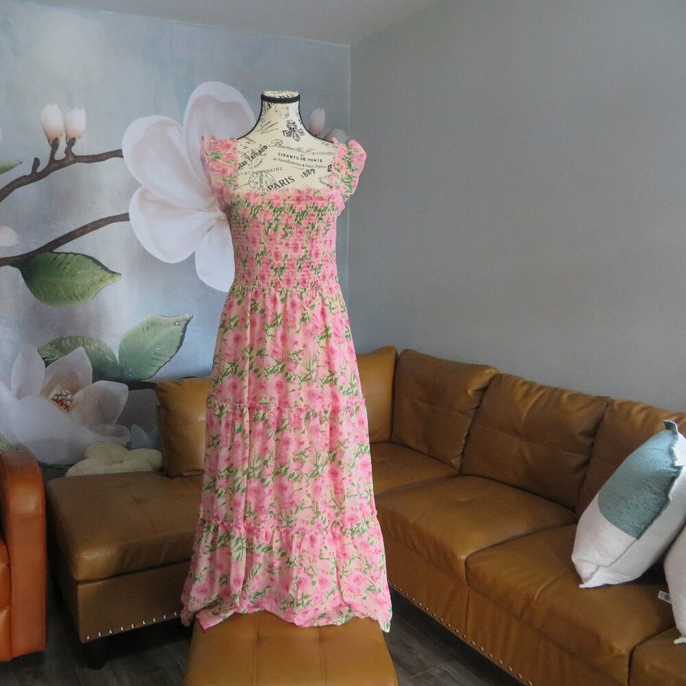 SHEIN Frenchy Allover Floral Print Ruffle Hem New w/o tags! size L